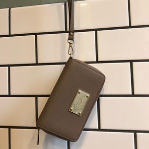 Michael Kors wristlet. Great condition!